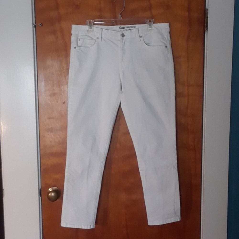 White denim ankle pants